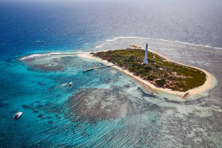 Voyages itinérants Nouvelle-Calédonie - Nouméa - Lifou - Koné - Hienghene - Poindimié - Bourail - Ile des Pins