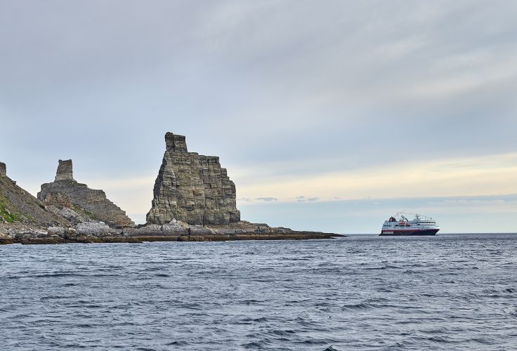 Finnkirka à l’entrée dans le Kjøllefjord - Comté de Finnmak - Norvège