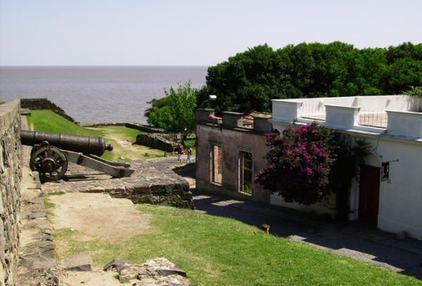 Vieux fort - Colonia