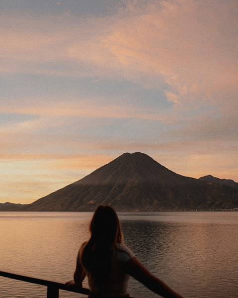 Voyages itinérants Guatemala - Antigua - Lac Atitlán - Chichicastenango - Acatenango - El Paredón