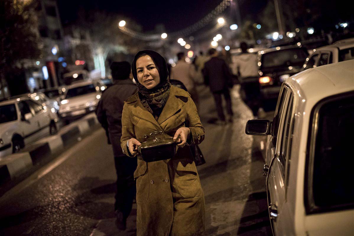  /voyage-sur-mesure/img/mag/201602/Une femme à Shiraz en Iran