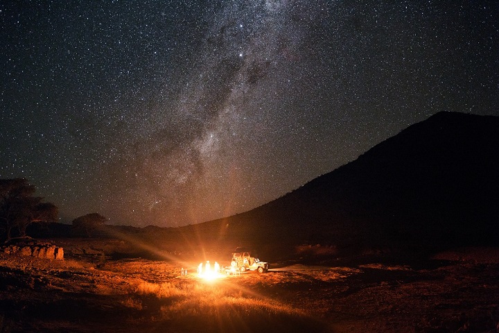 belle nuit étoilée en Namibie