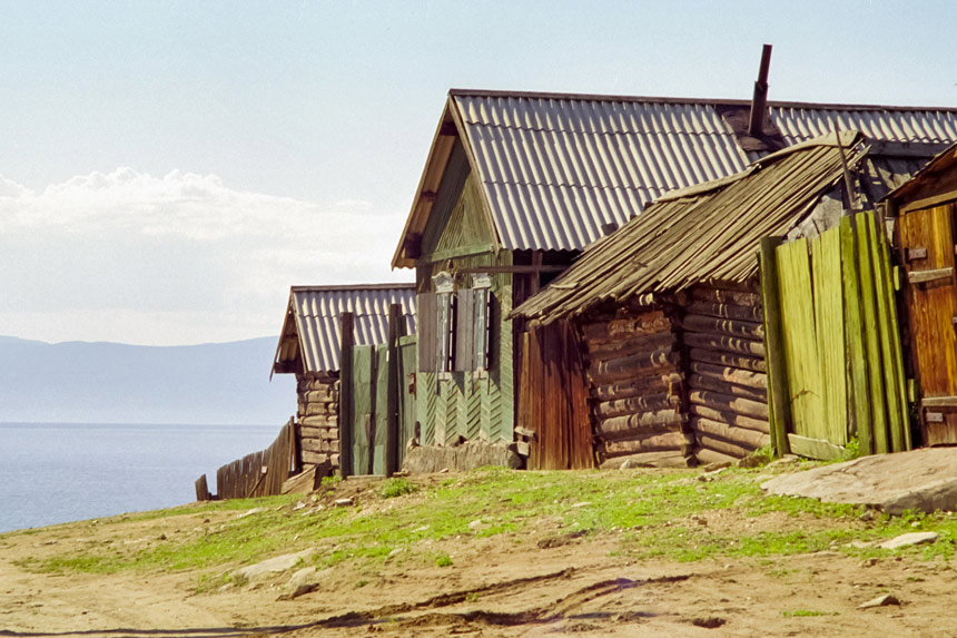 Cabanes Lac Baikal