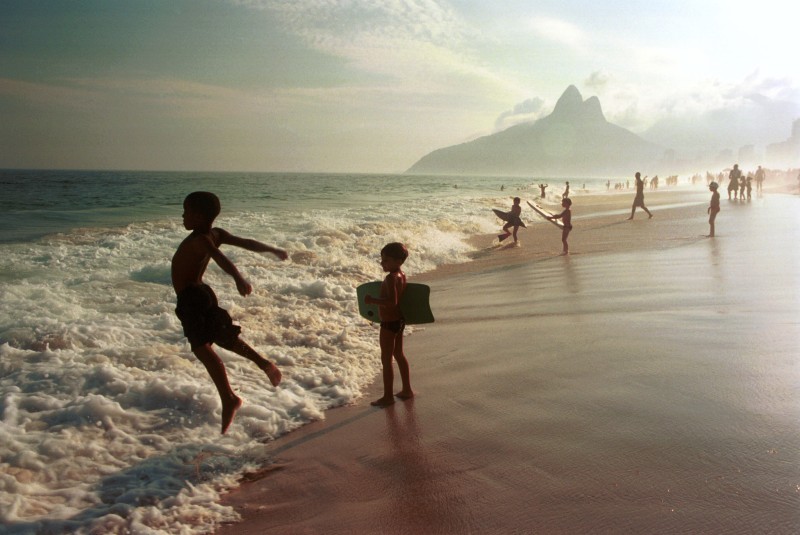 enfants sur la plage