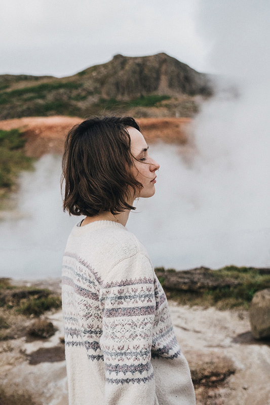 femme à Geysir