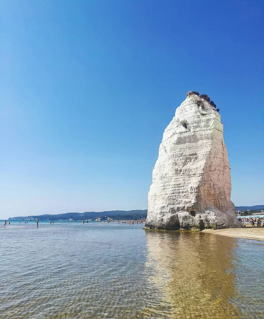 Spiaggia de Pizzomunno