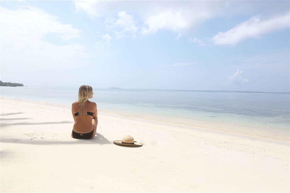 Femme sur une plage à Bali