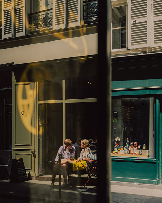 Scène de vie rue Paris