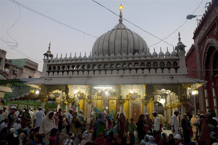 Visiter le Dargah de Nizamuddin