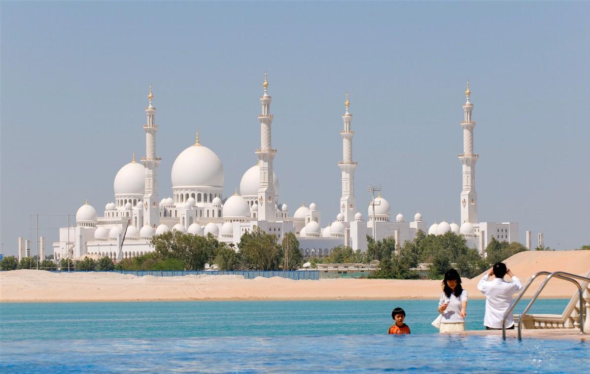 Les Emirats Arabes Unis faits de sable et d'or