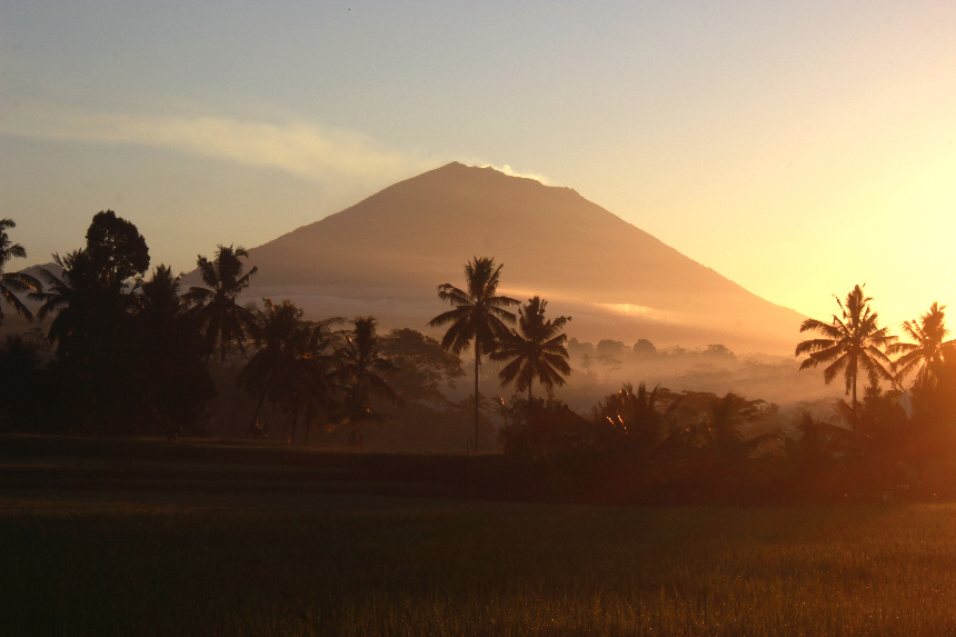 Les 10 plus beaux sommets et volcans d’Indonésie